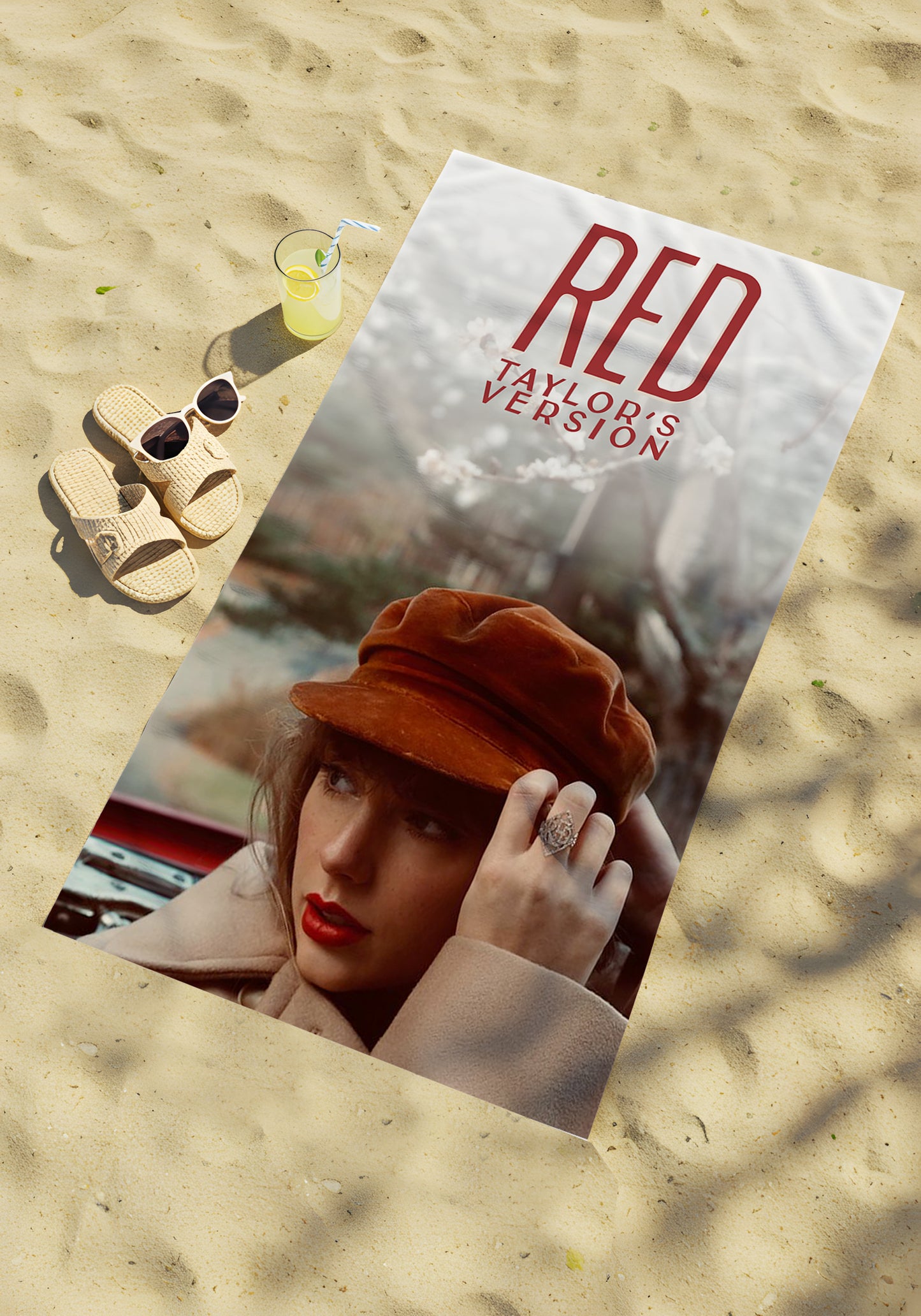 Red – Red Tutkusu: Kırmızı Detaylı Özgün Havlu