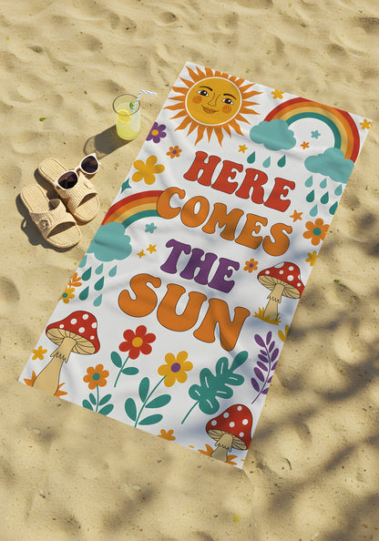 Here Comes The Sun Desenli Renkli Plaj Havlusu – Retro Güneş & Gökkuşağı Tasarım